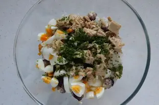 Rice and purple-sprouting broccoli salad