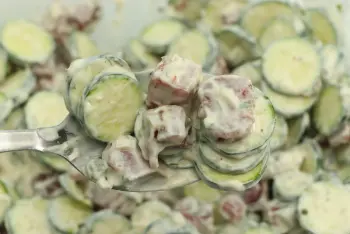 Crispy zucchini salad with leftover roast