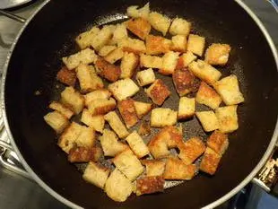 Corn salad with croutons : Photo of step #7