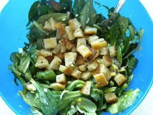 Corn salad with croutons : Photo of step #8