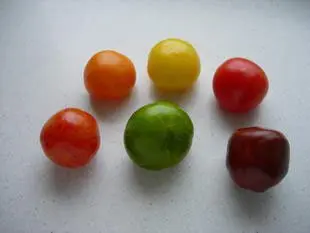 Multicoloured cucumber-tomato salad