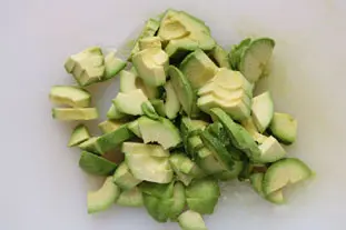 Green avocado salad