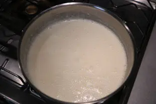 Cream of cauliflower soup with smoked haddock  : etape 25