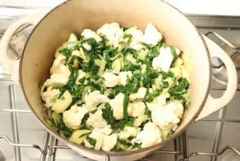 Chard and cauliflower soup : Stage 7