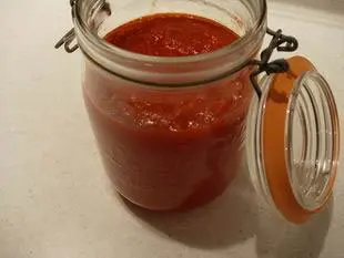 Tomato sauce for pizzas