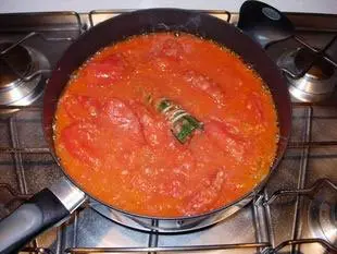 Tomato sauce for pizzas