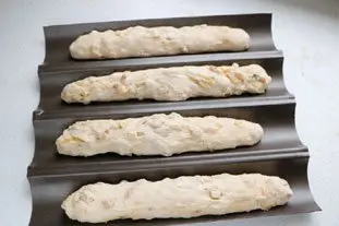Special Parmesan baguettes : Photo of step #10