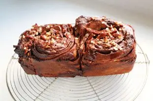 Flaky brownie brioche