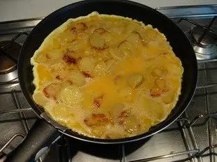 Potato tortilla (Spanish omelette) : Photo of step #11