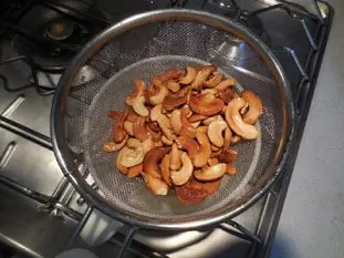 Thai-style Chicken with Cashew Nuts : Photo of step #3