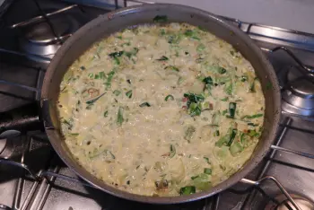 Fish fillet with leeks and mustard cream