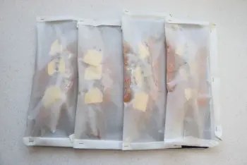 Whiting fillet en papillote with carrots, lemon and leeks : Stage 10