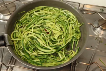 Red Mullet Fillet with Zucchini : Stage 9