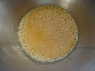How to extract passion fruit juice : Photo of step #4