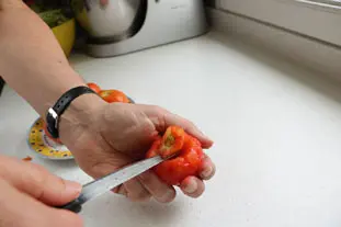 How to peel tomatoes using a flame : Photo of step #26
