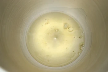 How to beat egg whites : Stage 1