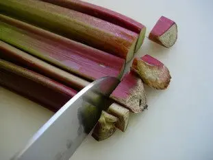 How to prepare rhubarb
