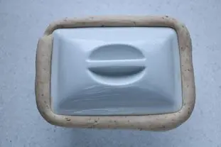 How to seal a terrine or casserole dish : Photo of step #7