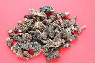 How to rehydrate dried mushrooms : Photo of step #1