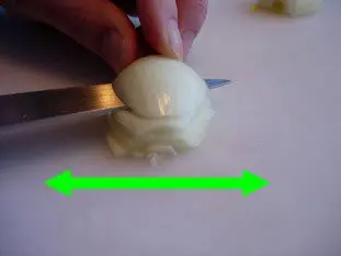 How to prepare an onion or shallot : Photo of step #8