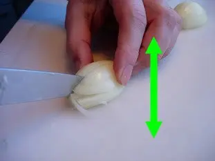 How to prepare an onion or shallot : Photo of step #9