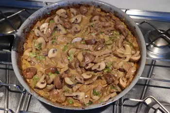 Sliced veal with leeks and mushrooms : Photo of step #16