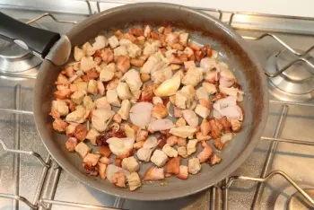 Pork and mushroom duo : Stage 7