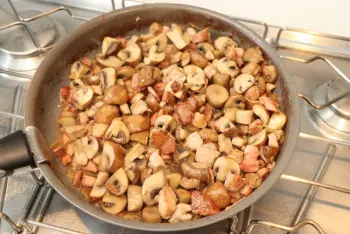 Pork and mushroom duo : Stage 8