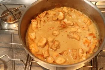 Chicken fillets with cancoillotte sauce : Stage 13