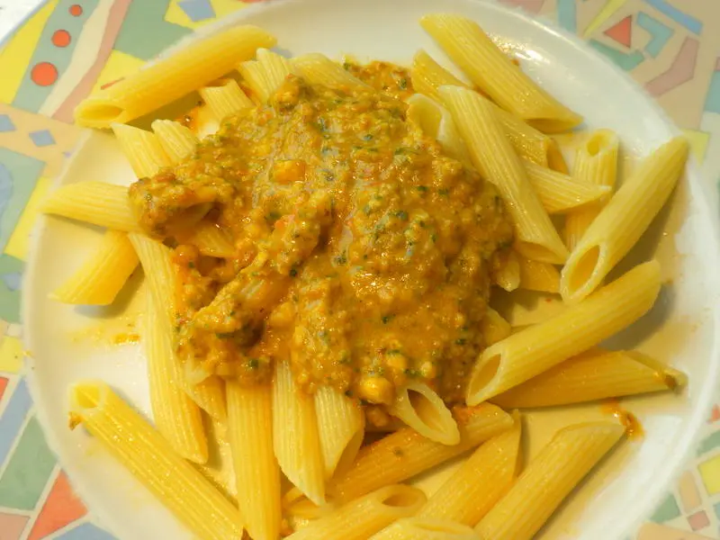 Tomato pesto