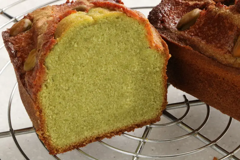 Pistachio cake
