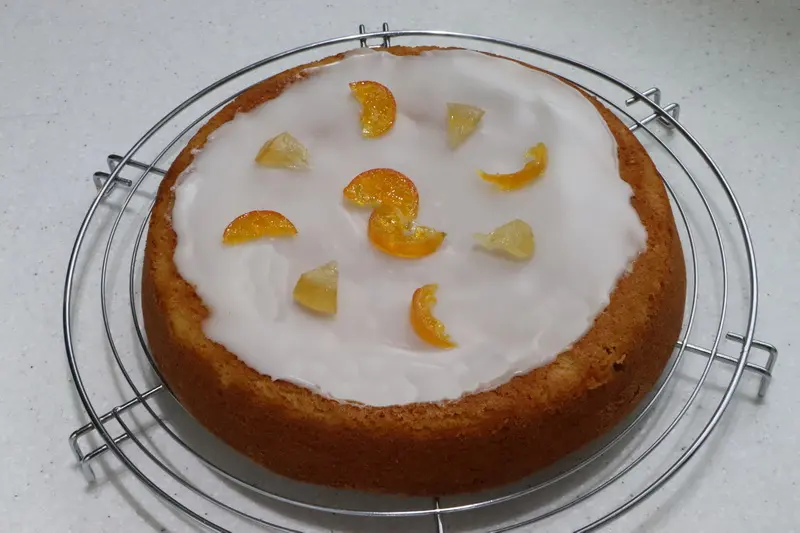 Fondant-iced pithivier
