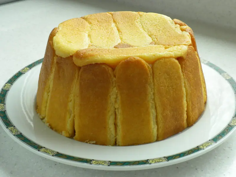 Pear charlotte