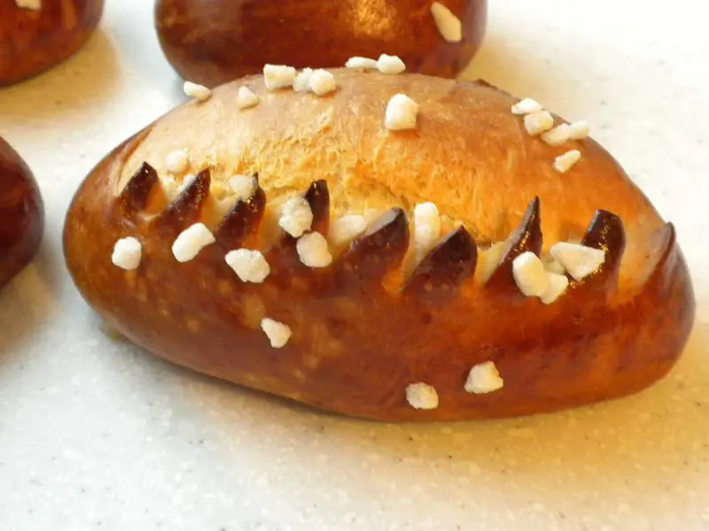 Milk rolls