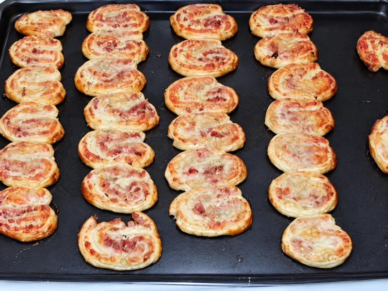 Small cheese and bacon rolls