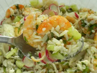 Prawn salad with a crunch
