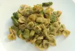 Farfalle with green asparagus