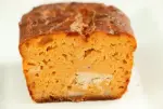 Tomato, mustard and tuna cake