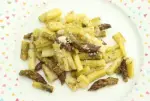 Roasted green asparagus with lemon and parmesan