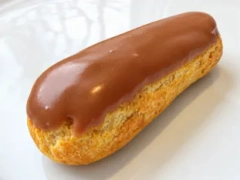 Chocolate eclairs