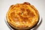 [Rustic chicken and mushroom pie]