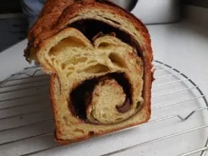 The "caves" in the bakery and pastry shop