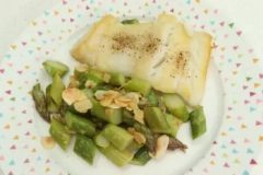 Pollock Fillet with Green Asparagus and Almonds